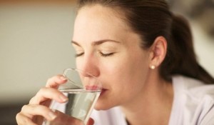 Чистка кишечника соленой водой: борьба с зашлакованностью организма